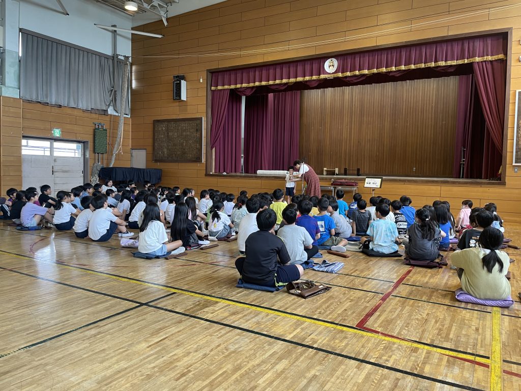 ５月２６日（月）３年生「リコーダー講習会」